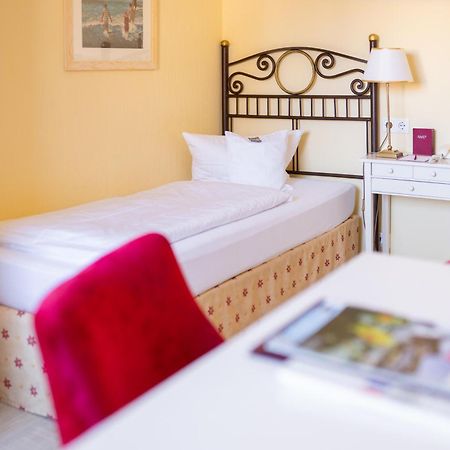 Hotel Duenenburg Westerland Ngoại thất bức ảnh