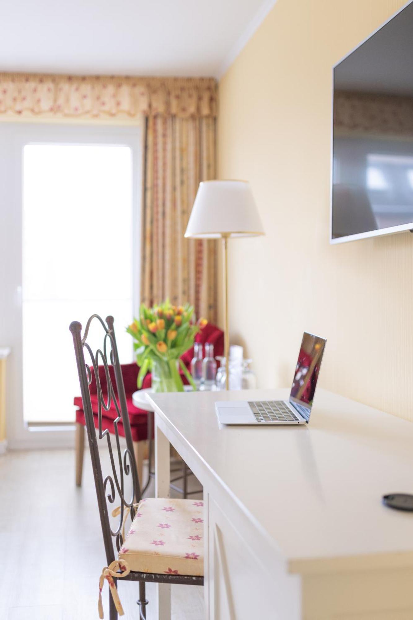 Hotel Duenenburg Westerland Ngoại thất bức ảnh