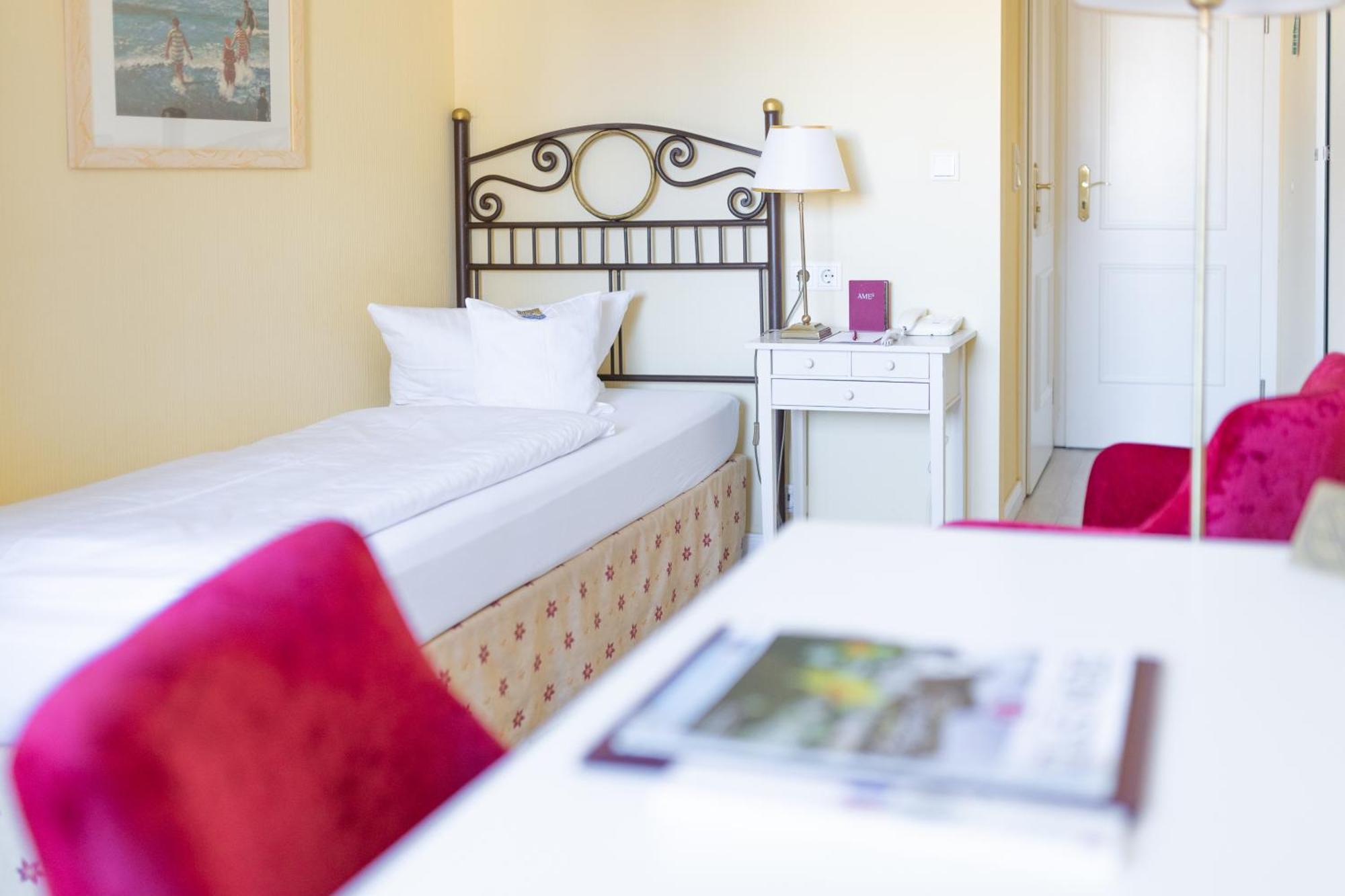 Hotel Duenenburg Westerland Ngoại thất bức ảnh