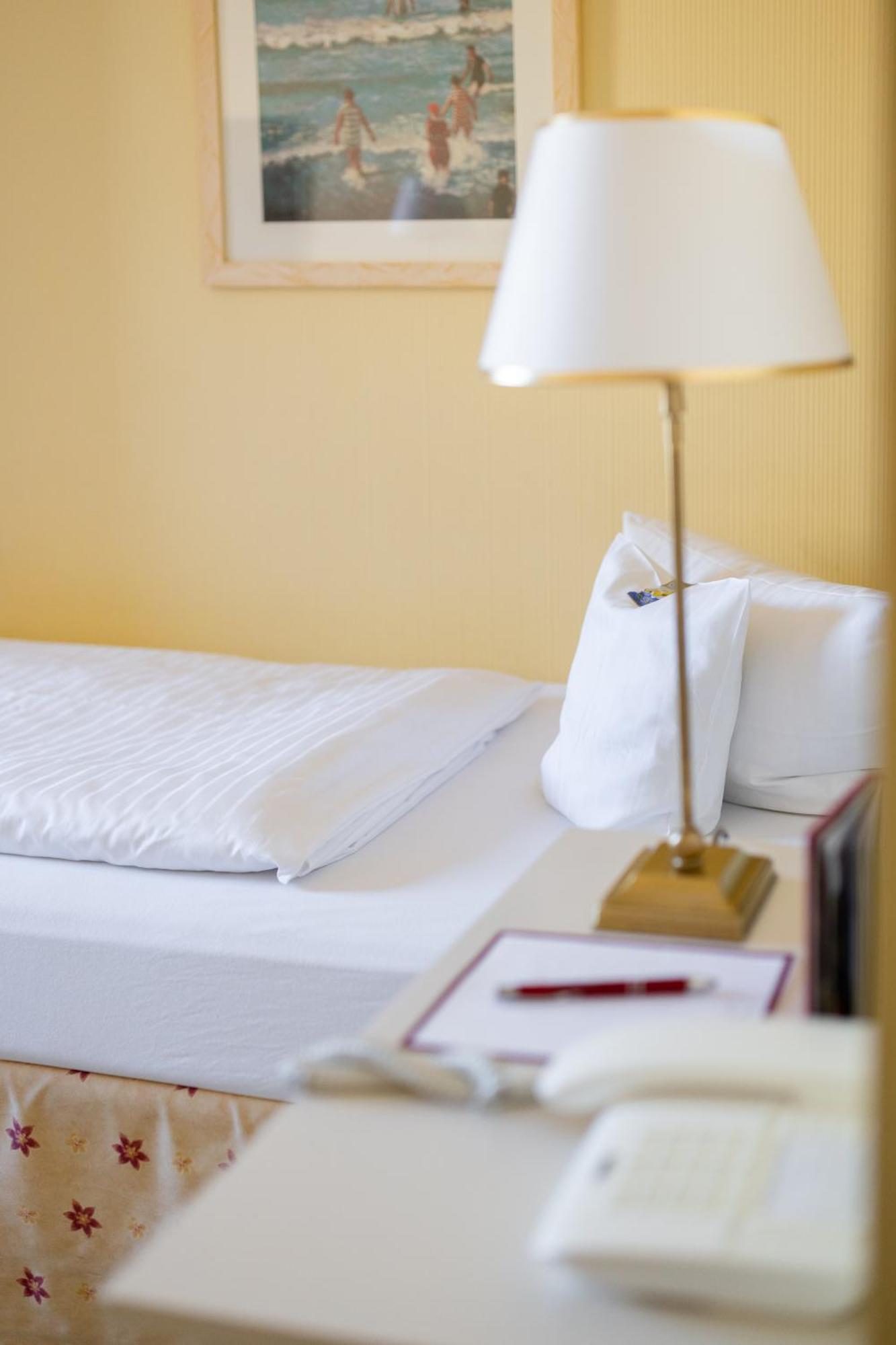 Hotel Duenenburg Westerland Ngoại thất bức ảnh